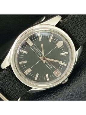 Vintage 1985 Citizen Manual Wound Mens Silver Watch W/Date & Black accents